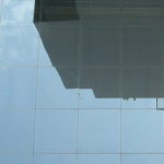 商業大樓愛用反射玻璃